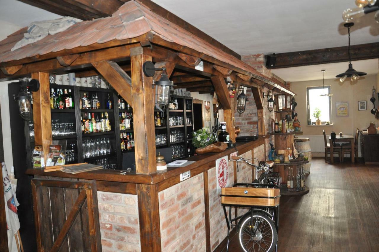 Hotel Ratskeller Neustadt Zewnętrze zdjęcie